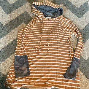 Light weight hooded yellow and white stripe with camo sleeve detail top